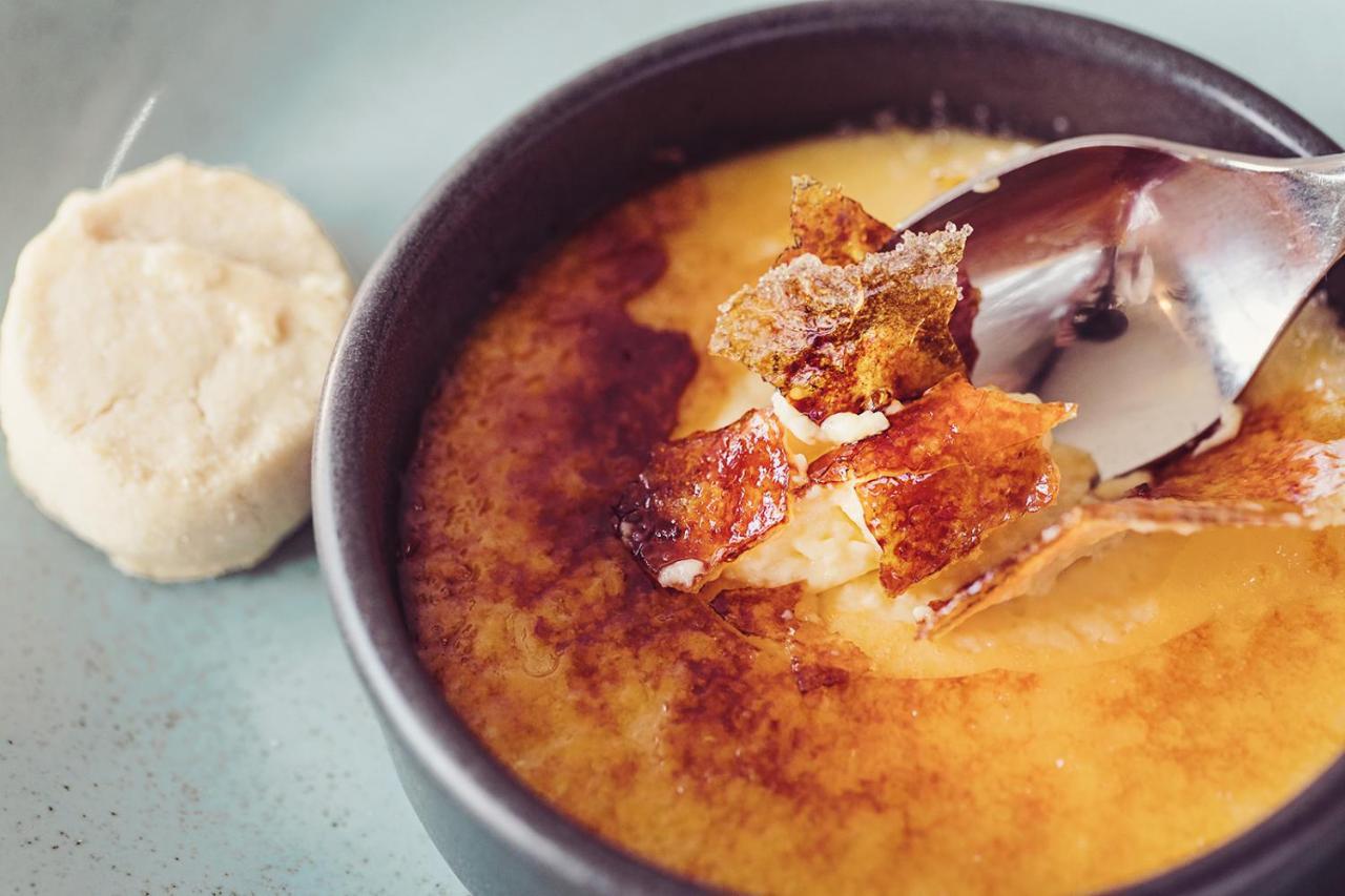 长岛酒店及别墅 康福斯 外观 照片 Croutons in a soup